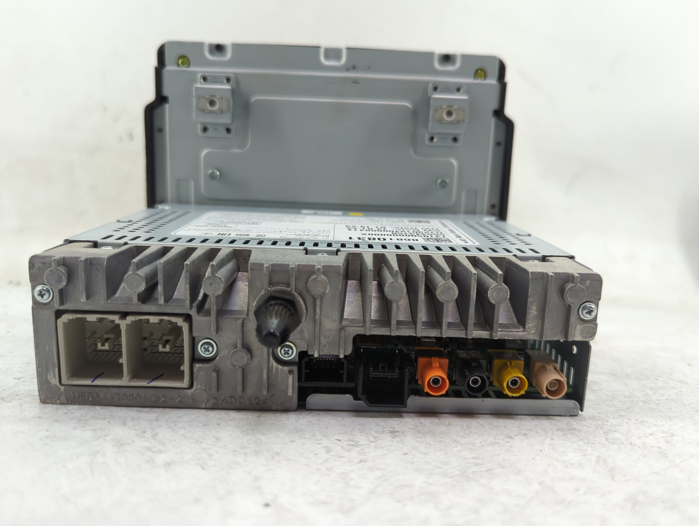 2022 Chevrolet Traverse Radio Display Info Screen Oem - Oemusedautoparts1.com