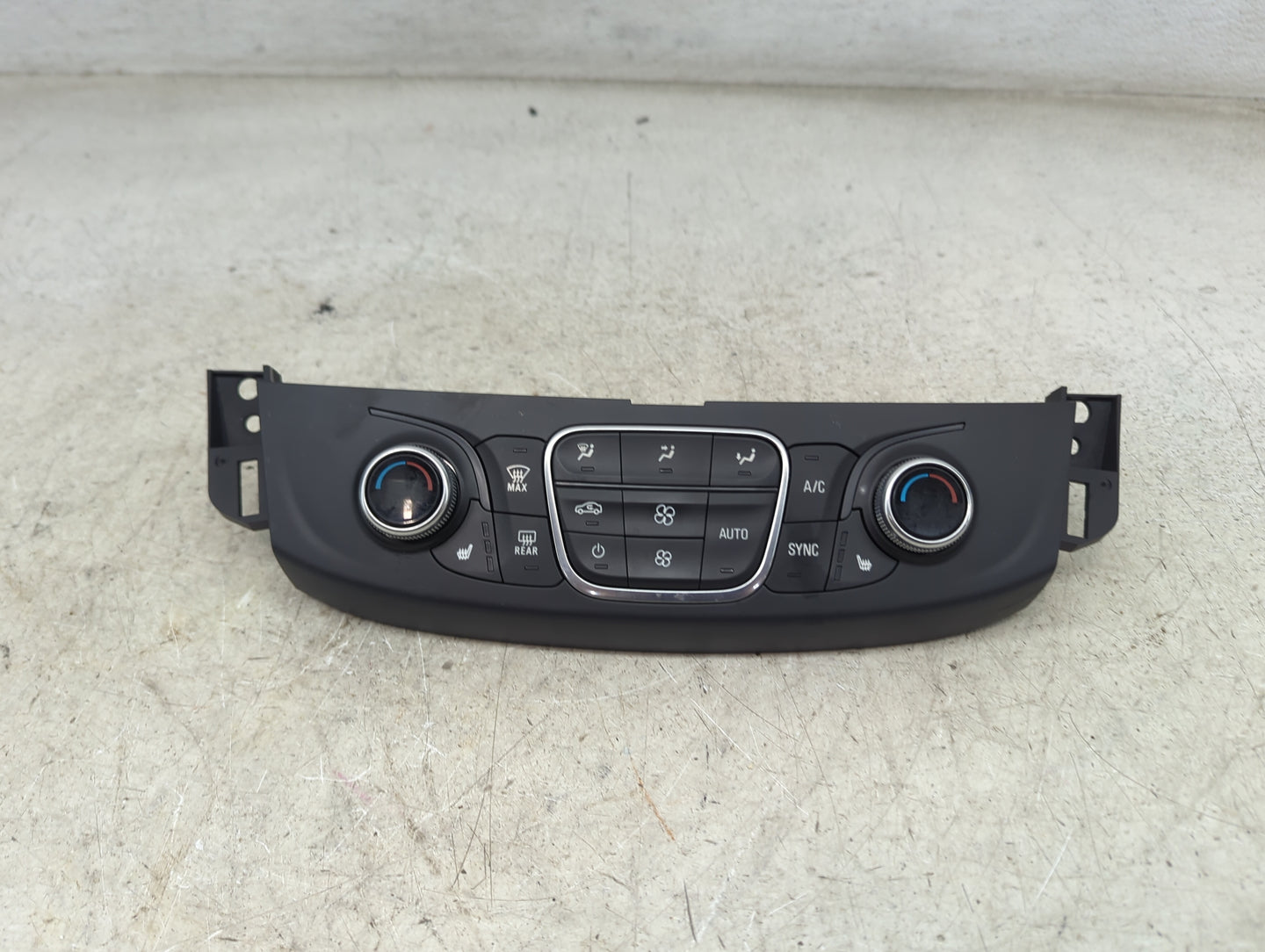 2022 Chevrolet Traverse Climate Control Module Temperature AC/Heater Replacement P/N:85129658 qFGM623A Fits OEM Used Auto Pa