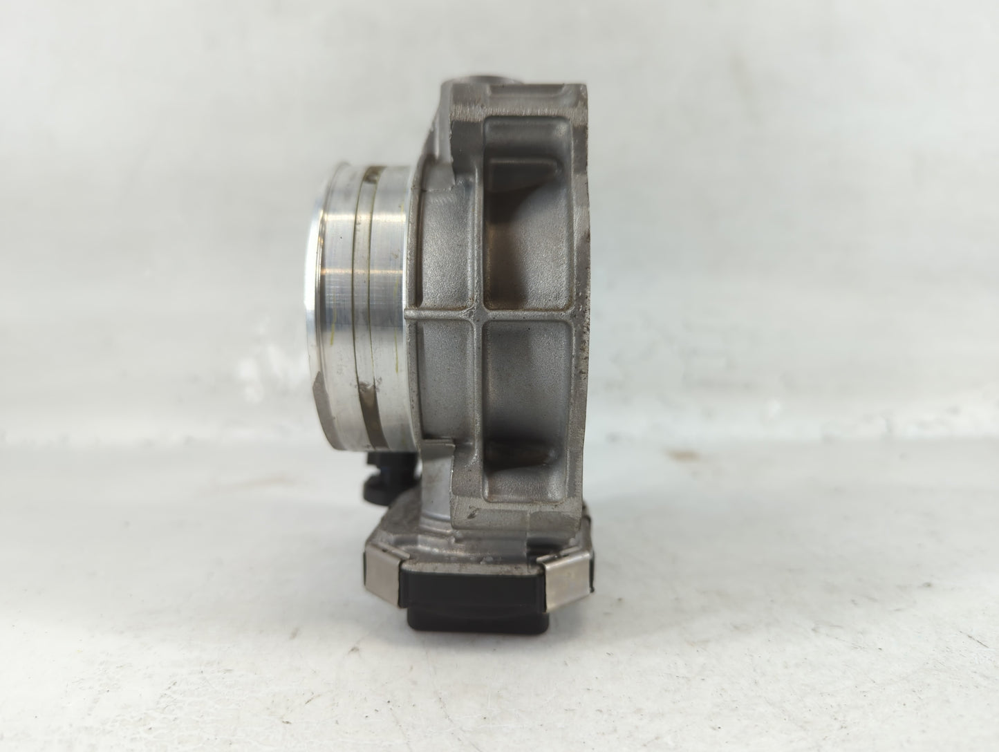 2017-2022 Chevrolet Traverse Throttle Body P/N:12670981AA Fits Fits 2012 2013 2014 2015 2016 2017 2018 2019 2020 2021 2022 O