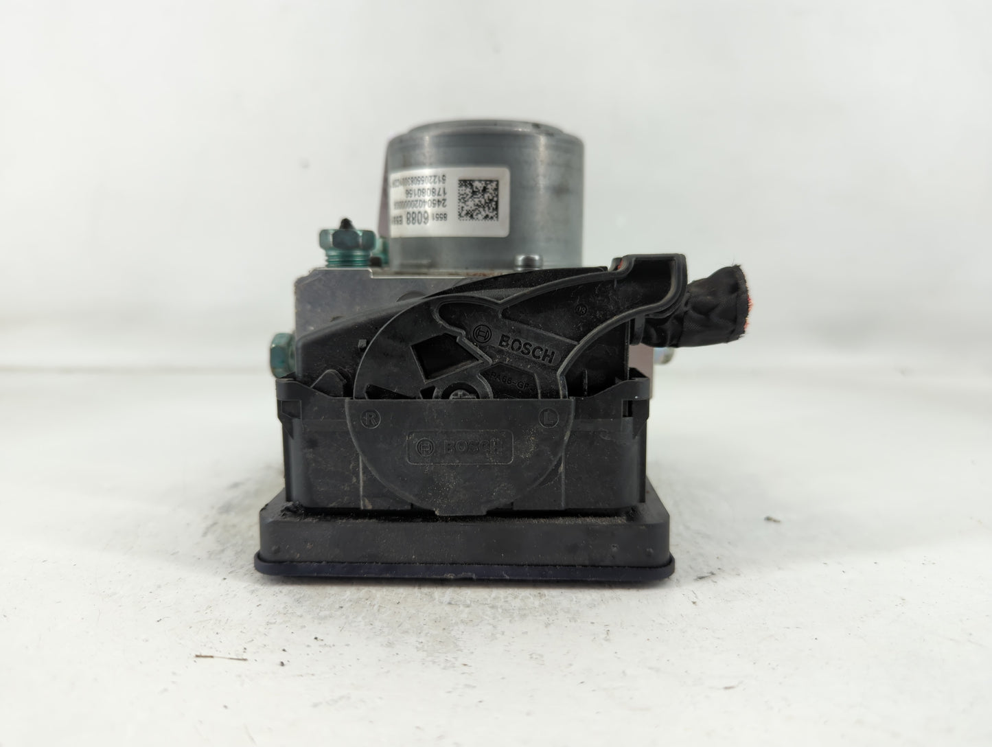 2019-2022 Chevrolet Traverse ABS Pump Control Module Replacement P/N:85516088 Fits Fits 2019 2020 2021 2022 OEM Used Auto Pa