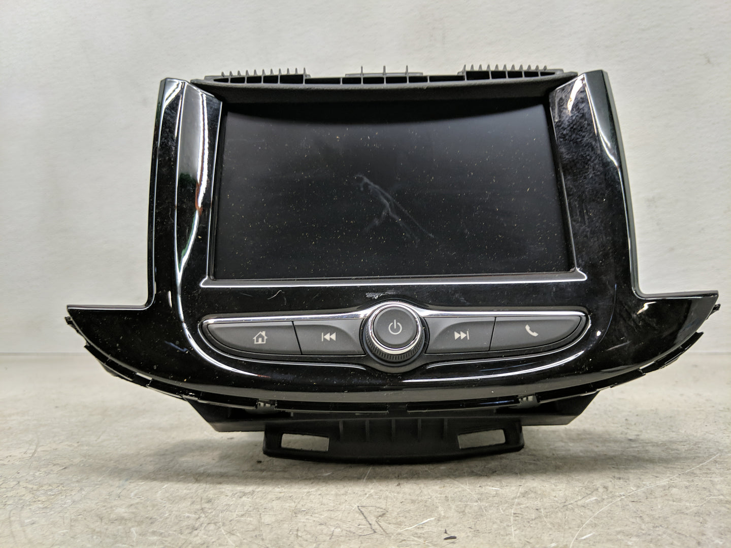 2021 Chevrolet Trax Radio AM FM Cd Player Receiver Replacement P/N:84988340 Fits OEM Used Auto Parts - Oemusedautoparts1.com