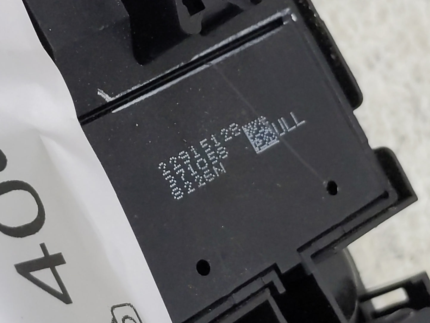 2017-2021 Chevrolet Trax Master Power Window Switch Replacement Driver Side Left P/N:22915128 Fits Fits 2017 2018 2019 2020 