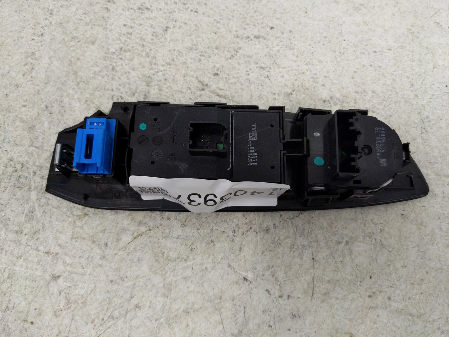 2017-2021 Chevrolet Trax Master Power Window Switch Replacement Driver Side Left P/N:22915128 Fits Fits 2017 2018 2019 2020 