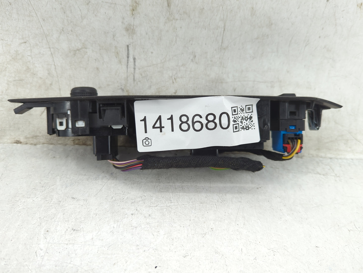 2017-2021 Chevrolet Trax Master Power Window Switch Replacement Driver Side Left P/N:42406141 22915128 Fits OEM Used Auto Pa