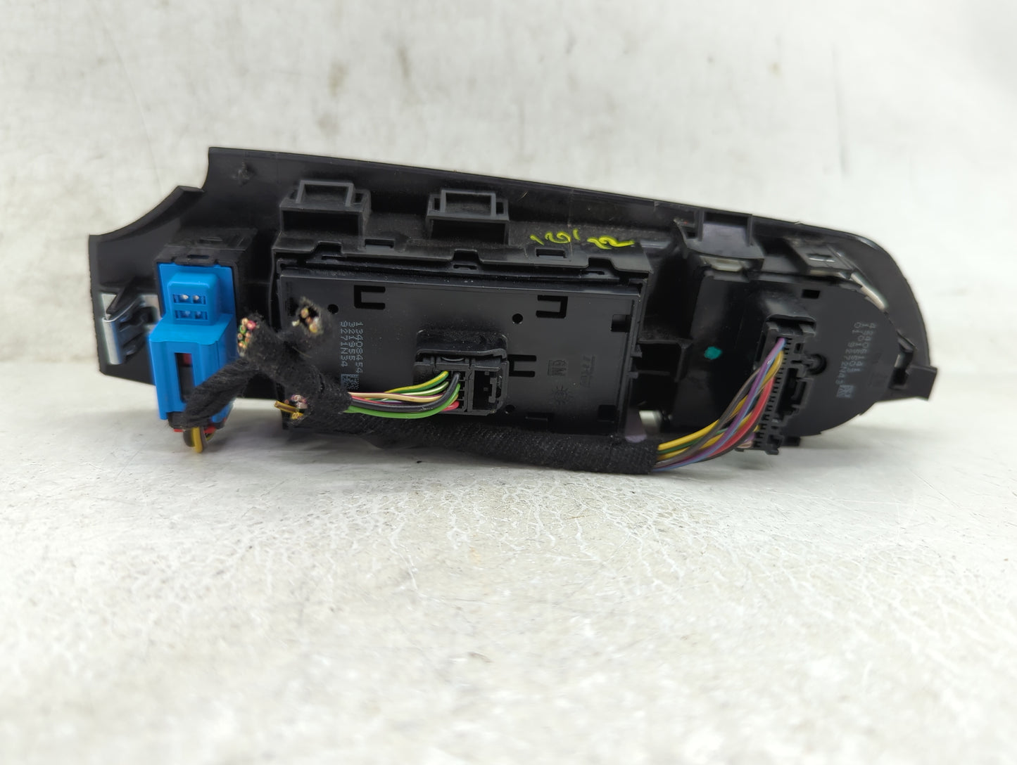 2017-2021 Chevrolet Trax Master Power Window Switch Replacement Driver Side Left P/N:42406141 22915128 Fits OEM Used Auto Pa
