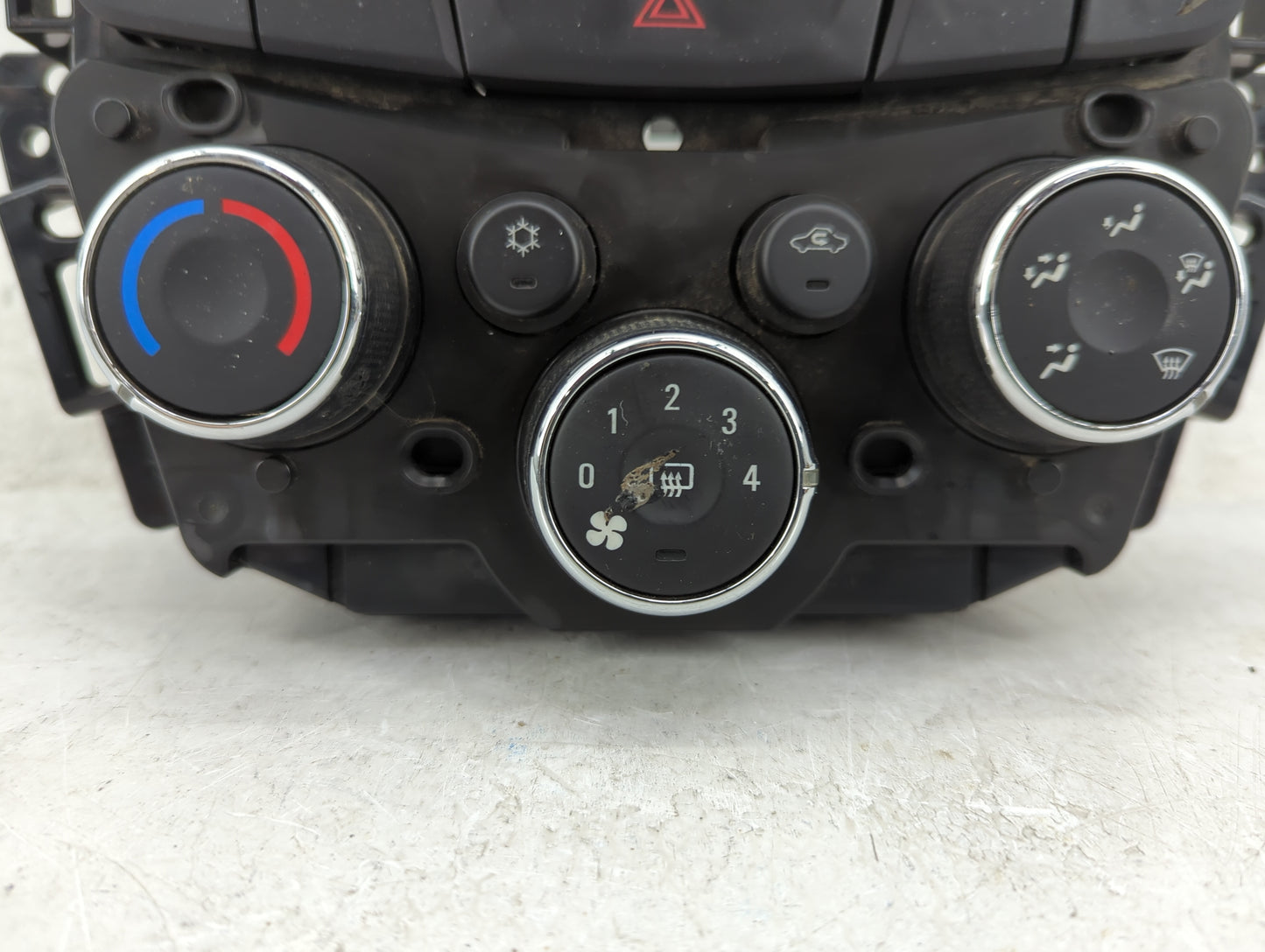 2022 Chevrolet Trax Climate Control Module Temperature AC/Heater Replacement Fits OEM Used Auto Parts - Oemusedautoparts1.co