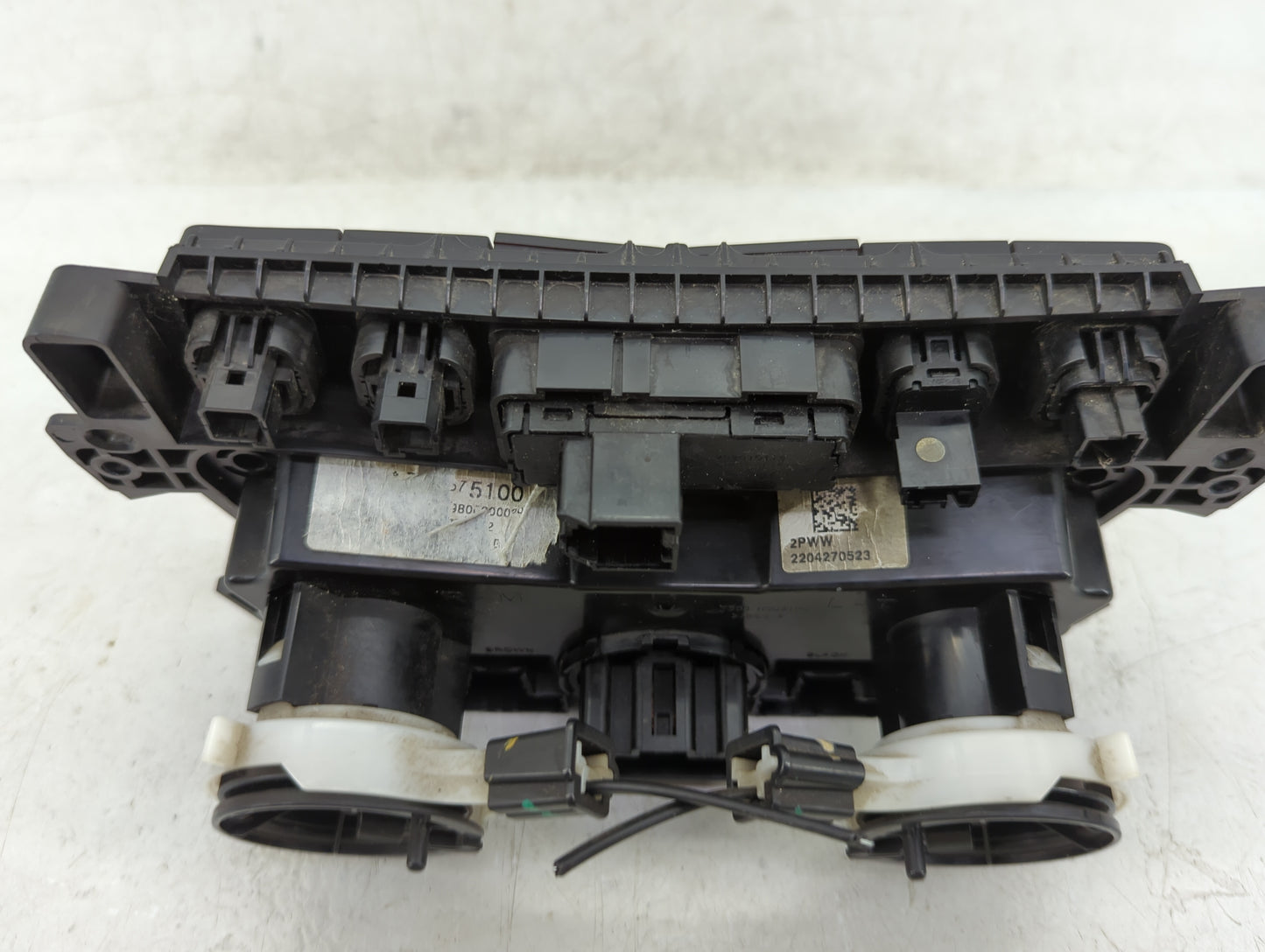 2022 Chevrolet Trax Climate Control Module Temperature AC/Heater Replacement Fits OEM Used Auto Parts - Oemusedautoparts1.co