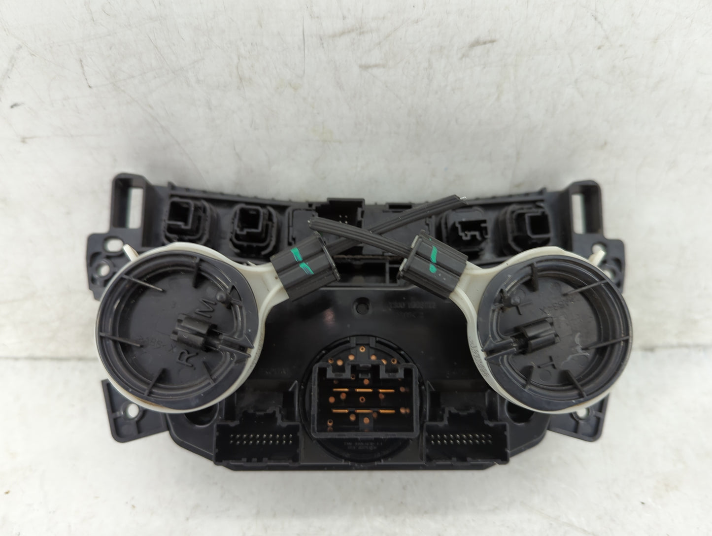 2022 Chevrolet Trax Climate Control Module Temperature AC/Heater Replacement Fits OEM Used Auto Parts - Oemusedautoparts1.co