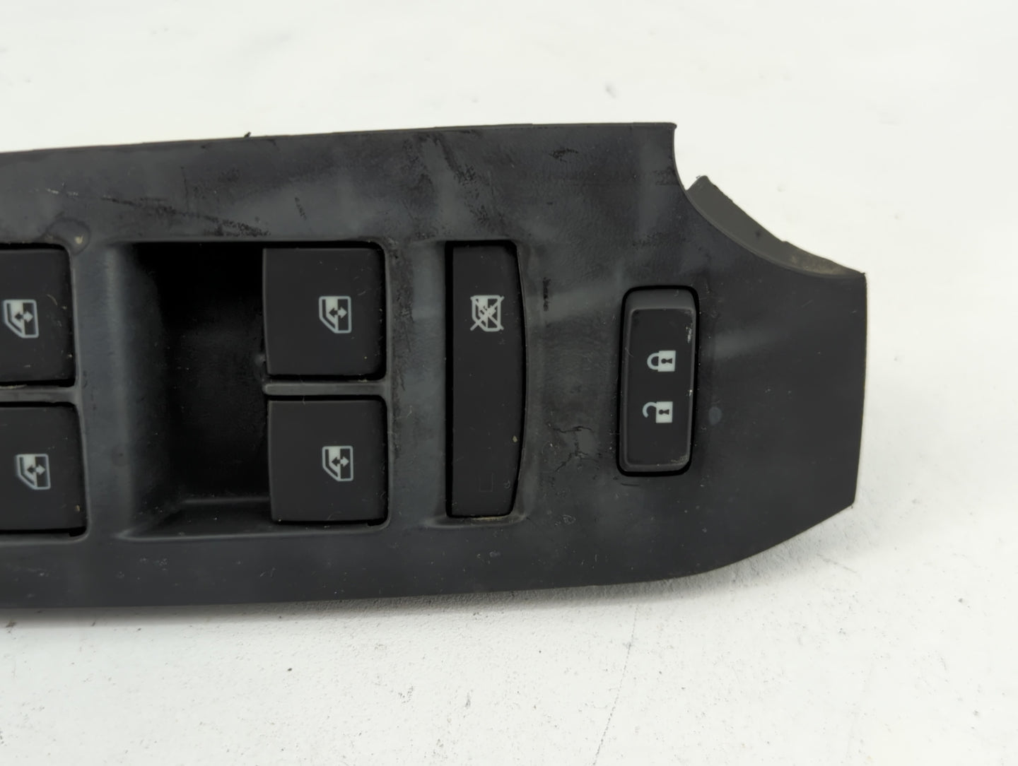2022 Chevrolet Trax Master Power Window Switch Replacement Driver Side Left P/N:13408454 Fits OEM Used Auto Parts - Oemuseda