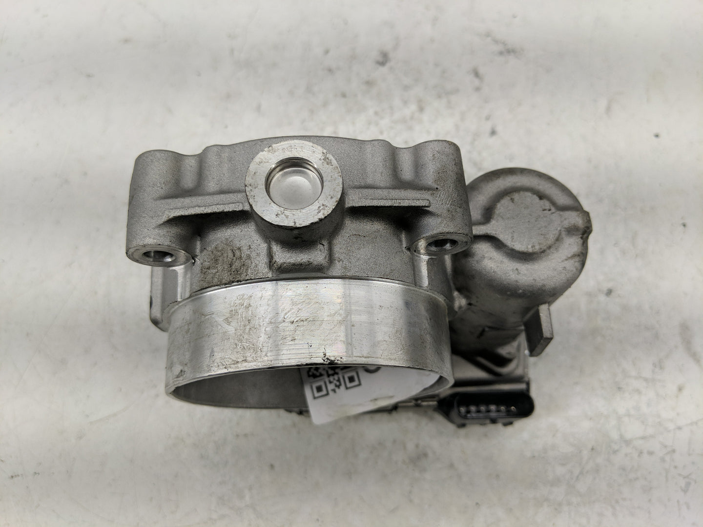 2011-2022 Chrysler 300 Throttle Body Fits Fits 2011 2012 2013 2014 2015 2016 2017 2018 2019 2020 2021 2022 OEM Used Auto Par