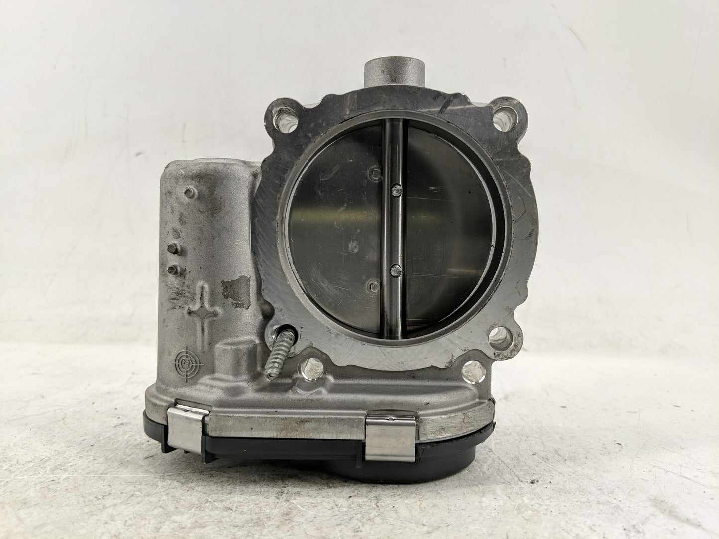 2011-2022 Chrysler 300 Throttle Body Fits Fits 2011 2012 2013 2014 2015 2016 2017 2018 2019 2020 2021 2022 OEM Used Auto Par