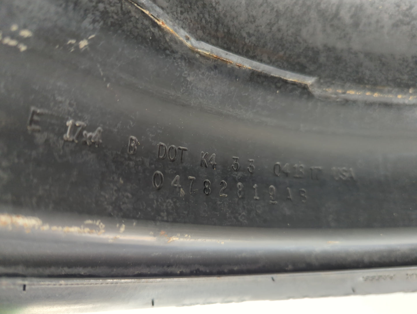 2005-2022 Chrysler 300 Spare Donut Tire Wheel Rim Oem - Oemusedautoparts1.com