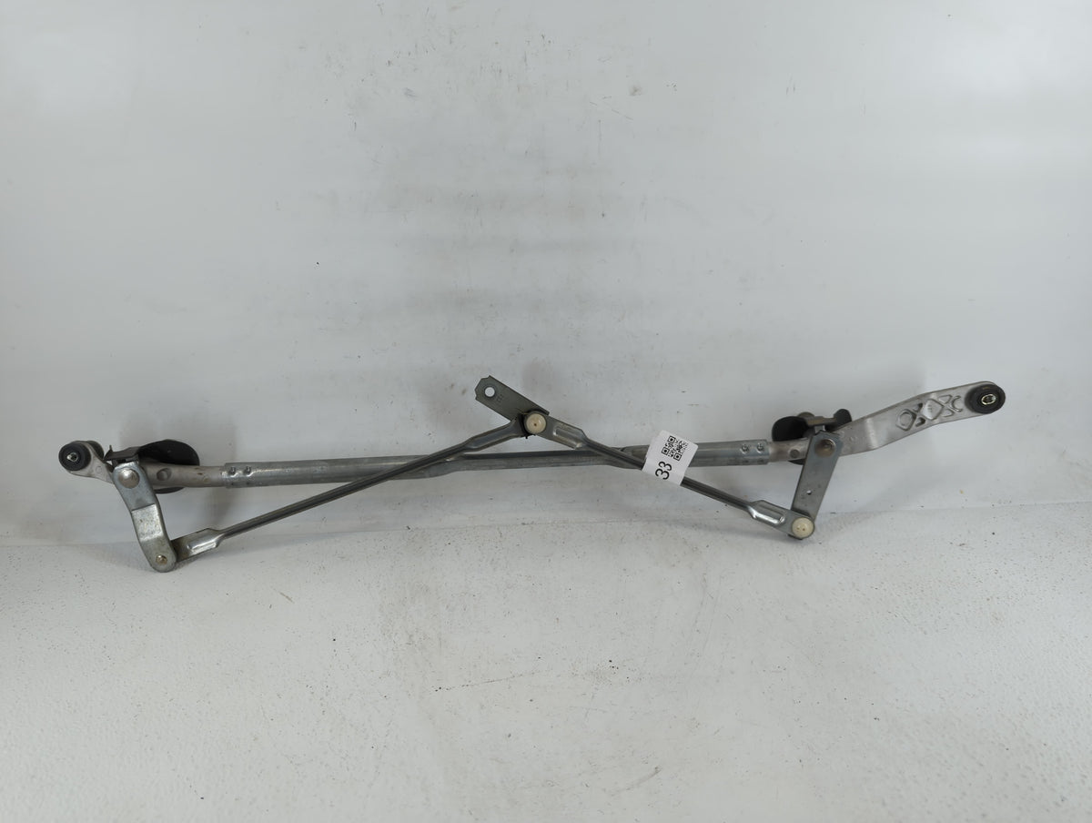 2022 Chrysler 300 Front Windshield Wiper Motor Fits OEM Used Auto Parts - Oemusedautoparts1.com