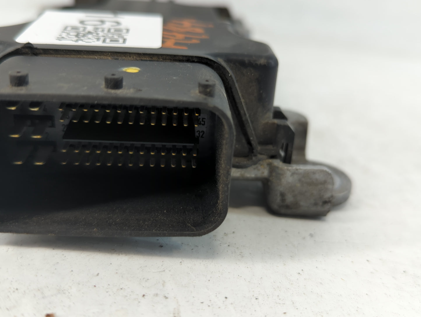 2020-2022 Chrysler Pacifica Chassis Control Module Ccm Bcm Body Control - Oemusedautoparts1.com