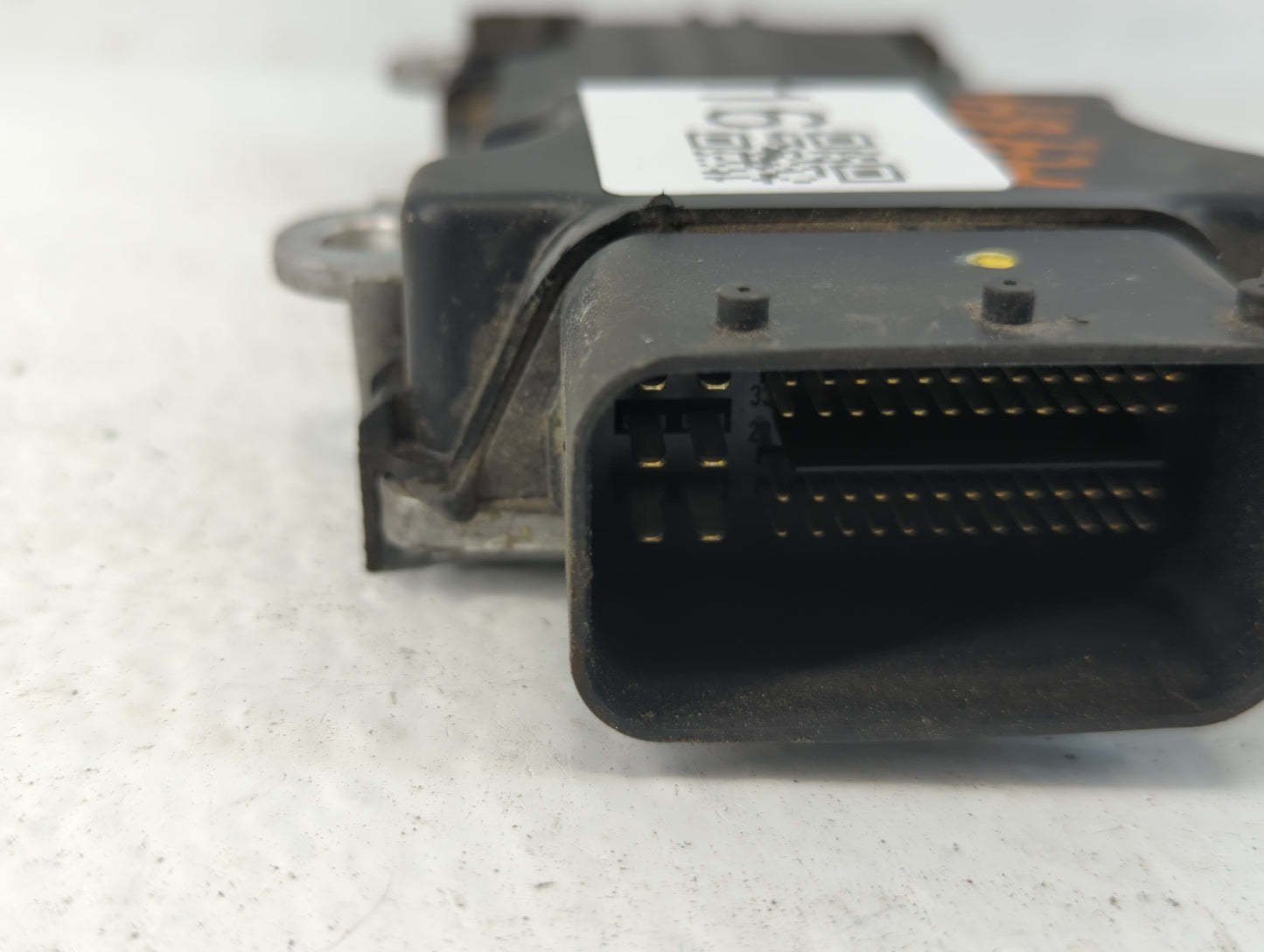2020-2022 Chrysler Pacifica Chassis Control Module Ccm Bcm Body Control - Oemusedautoparts1.com