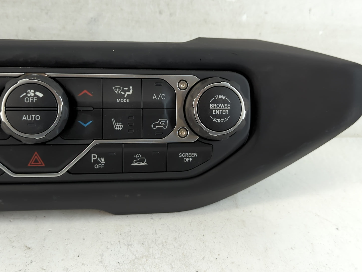 2021-2022 Chrysler Pacifica Climate Control Module Temperature AC/Heater Replacement P/N:P7BU53DX9AA Fits Fits 2021 2022 OEM