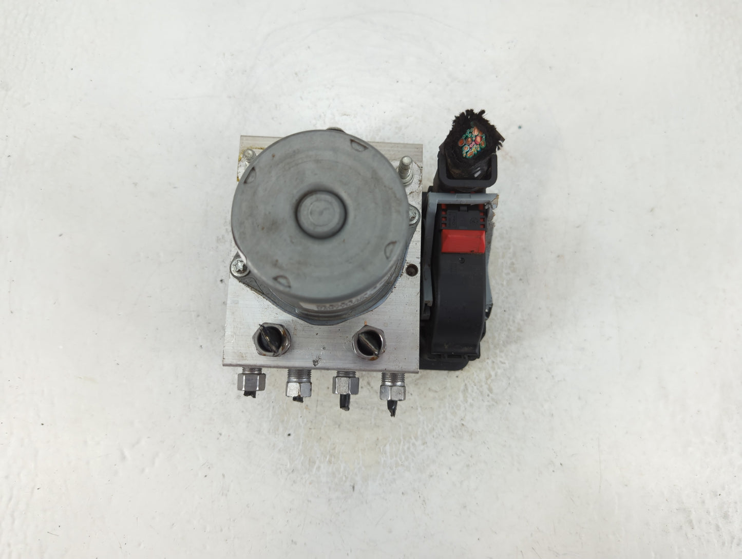 2020-2022 Chrysler Pacifica ABS Pump Control Module Replacement P/N:68577676AA Fits Fits 2020 2021 2022 OEM Used Auto Parts 