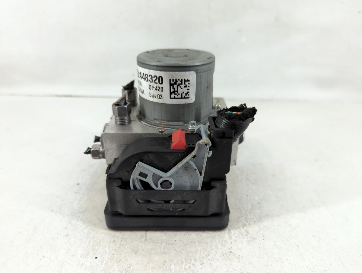 2020-2022 Chrysler Pacifica Anti-Lock Brake ABS Pump Module Actuator OEM P/N:68577676AA Fits Fits 2020 2021 2022 OEM Used Au