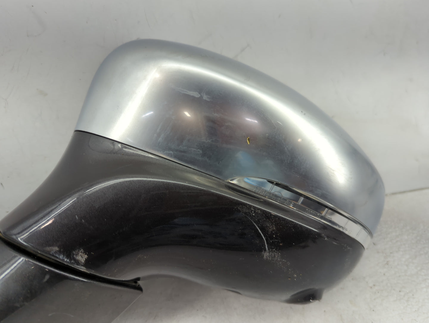 Chrysler Pacifica Driver Left Side View Power Door Mirror Gray - Oemusedautoparts1.com