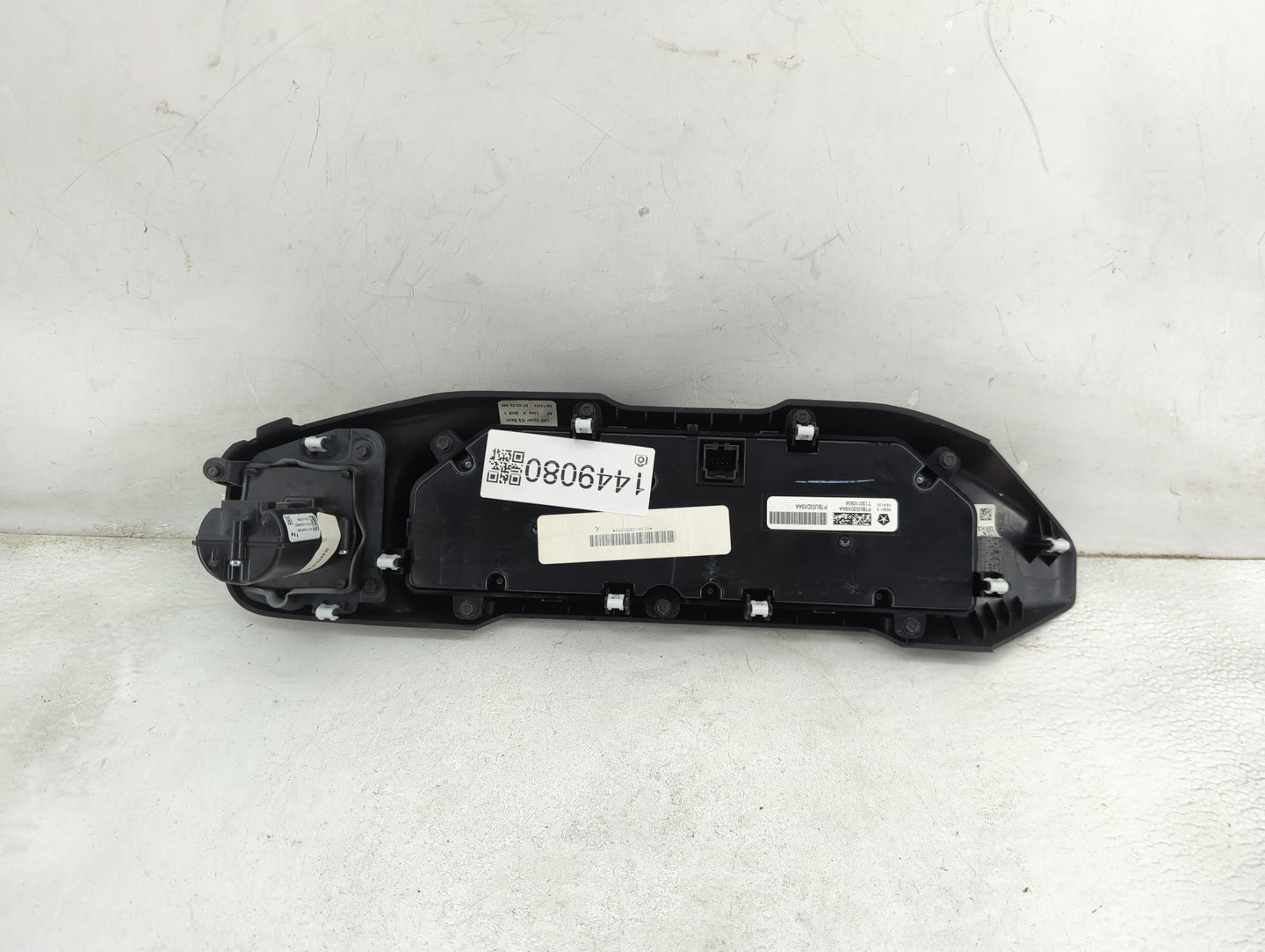2021-2022 Chrysler Pacifica Climate Control Module Temperature AC/Heater Replacement P/N:P7BU53DX9AA Fits Fits 2021 2022 OEM