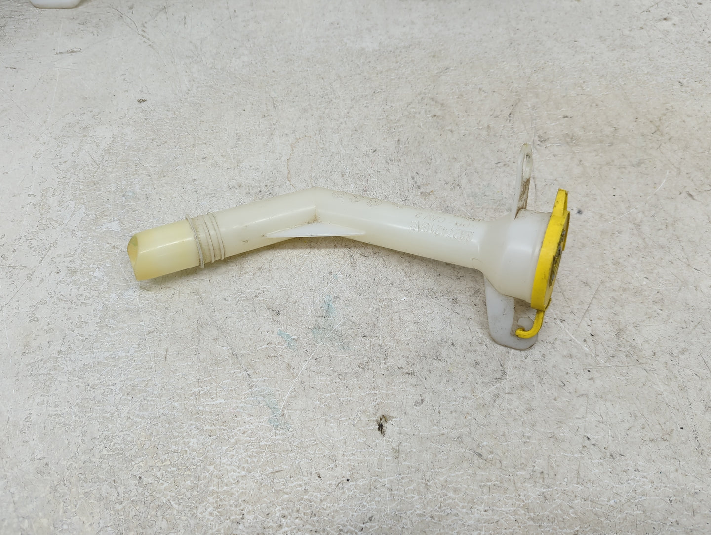 2017-2022 Chrysler Pacifica Windshield Washer Fluid Reservoir Bottle Oem 1473996 - Oemusedautoparts1.com