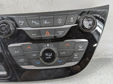 2021-2022 Chrysler Pacifica Climate Control Module Temperature AC/Heater Replacement P/N:P7AS401X8AA Fits Fits 2021 2022 OEM Used Auto Parts