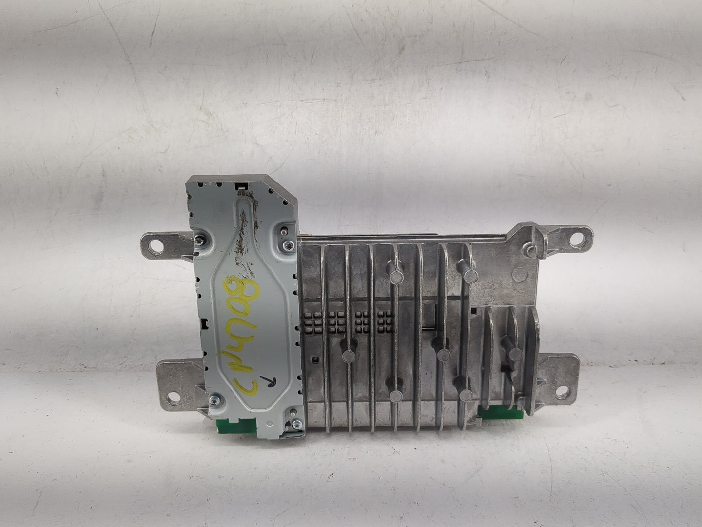 2022 Chrysler Pacifica Radio Speaker Amplifier - Oemusedautoparts1.com