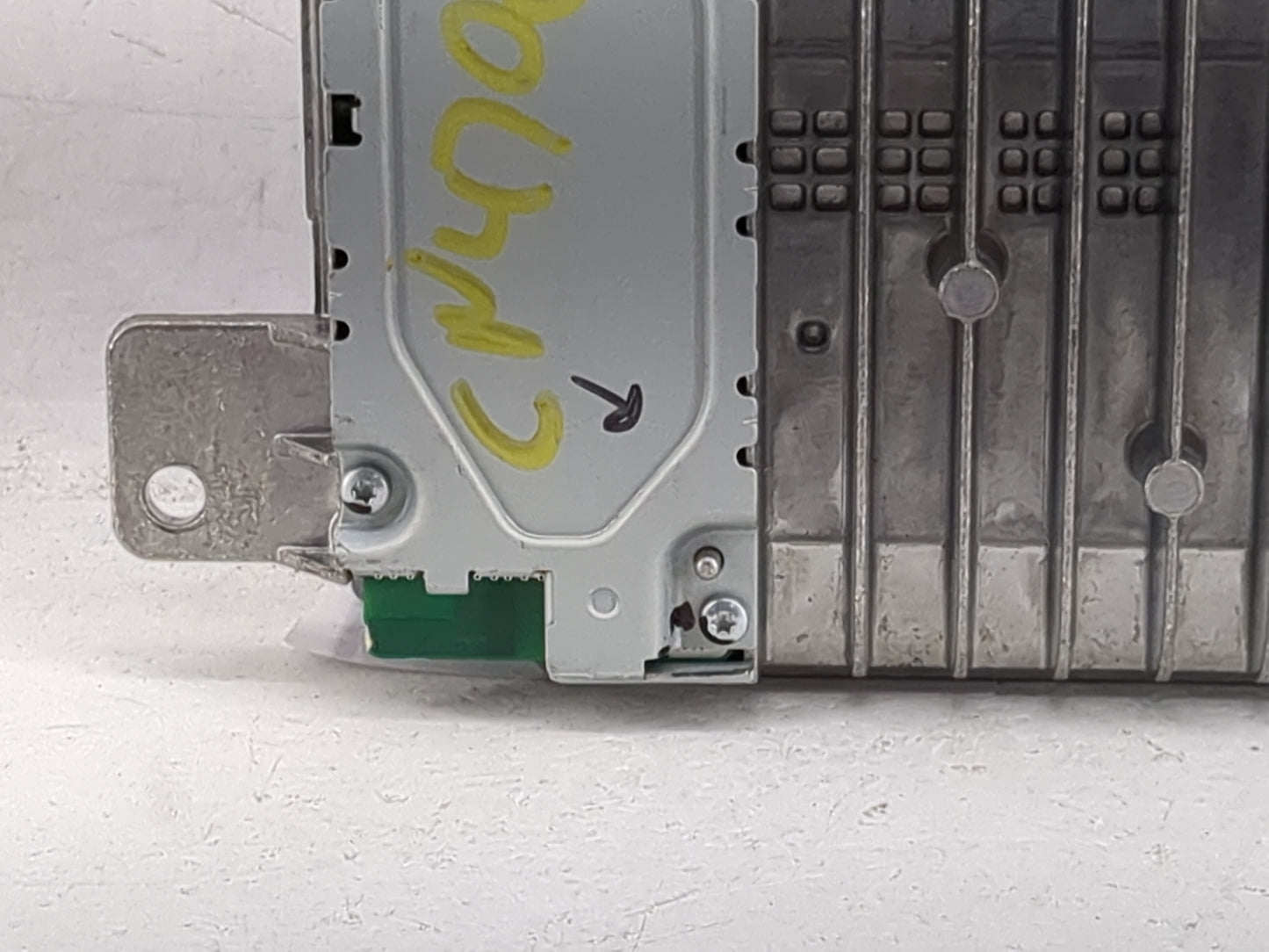 2022 Chrysler Pacifica Radio Speaker Amplifier - Oemusedautoparts1.com