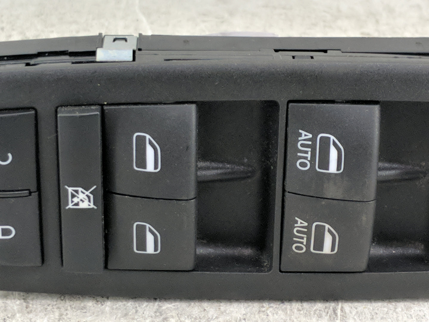 2017-2022 Chrysler Pacifica Master Power Window Switch Replacement Driver Side Left P/N:68234092AC 10115697 Fits OEM Used Au