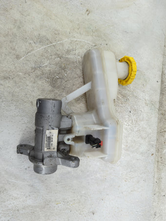 compare product 2017-2022 Chrysler Pacifica Brake Master Cylinder 1496553