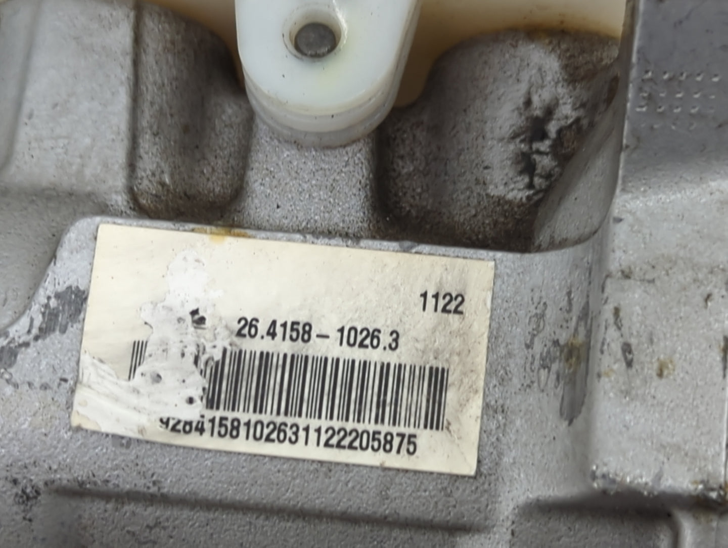 2017-2022 Chrysler Pacifica Brake Master Cylinder 1496553 - Oemusedautoparts1.com