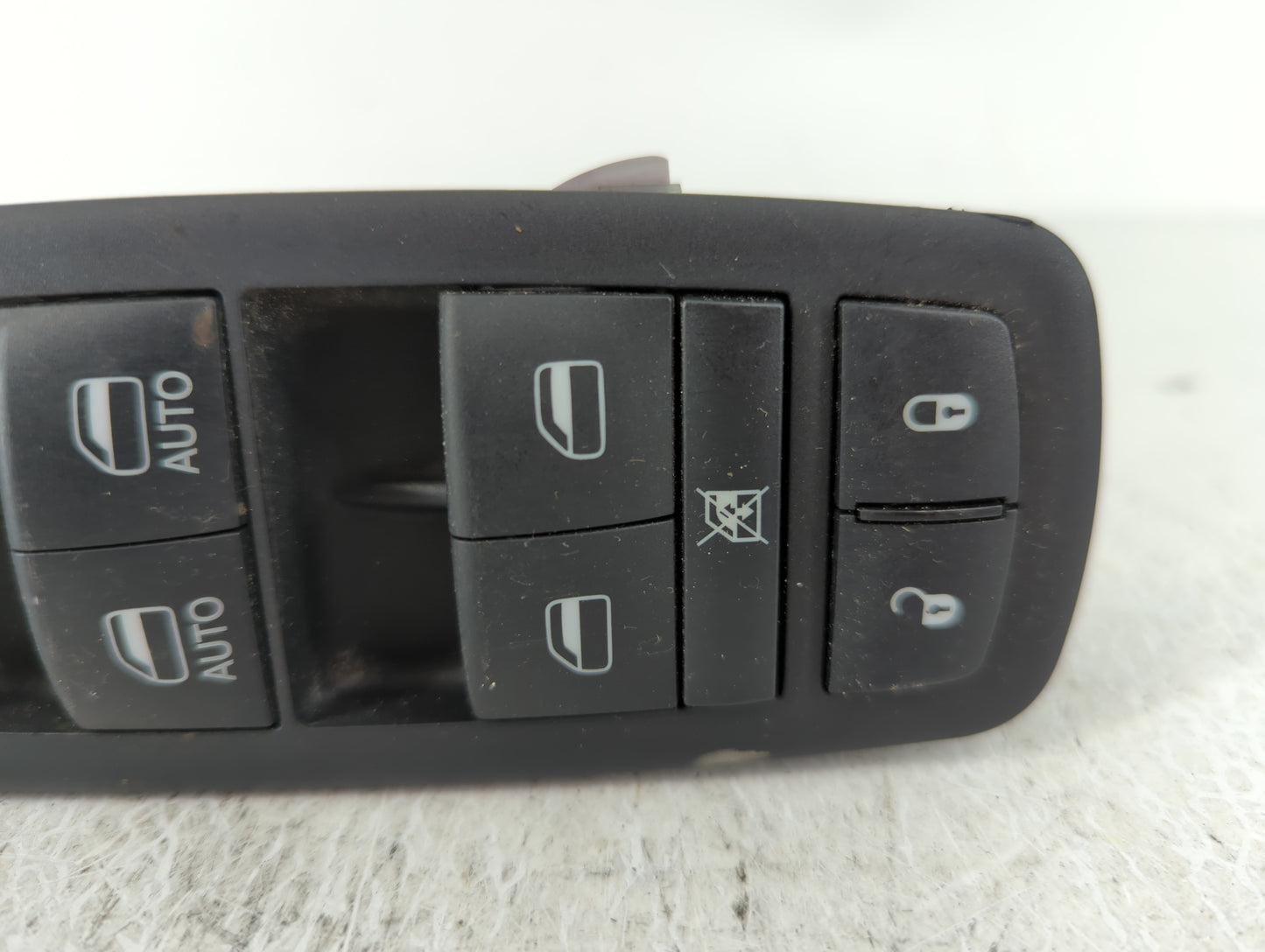 2017-2022 Chrysler Pacifica Master Power Window Switch Replacement Driver Side Left P/N:68262253AC Fits OEM Used Auto Parts 