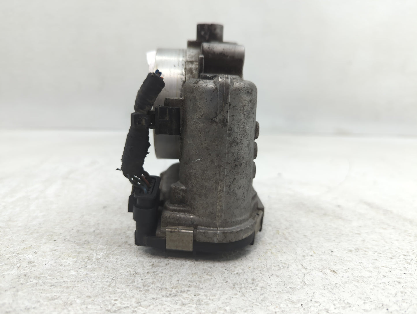 2017-2022 Chrysler Pacifica Throttle Body P/N:05184349AC Fits Fits 2011 2012 2013 2014 2015 2016 2017 2018 2019 2020 2021 20