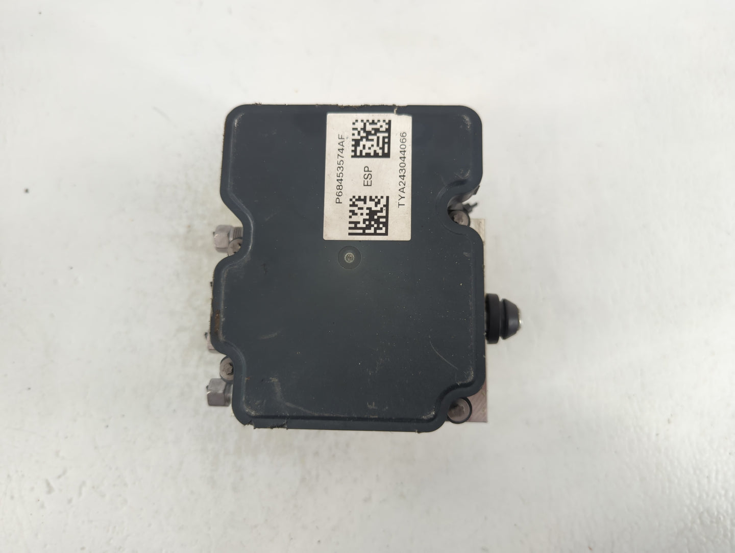 2020-2022 Chrysler Pacifica ABS Pump Control Module Replacement P/N:68453574AF Fits Fits 2020 2021 2022 OEM Used Auto Parts 