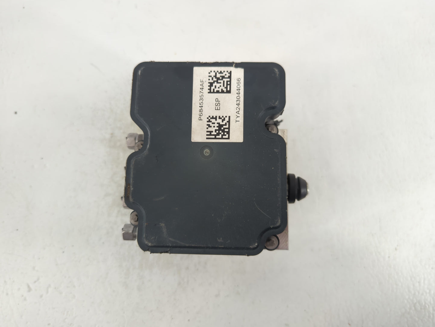 2020-2022 Chrysler Pacifica ABS Pump Control Module Replacement P/N:68453574AF Fits Fits 2020 2021 2022 OEM Used Auto Parts 