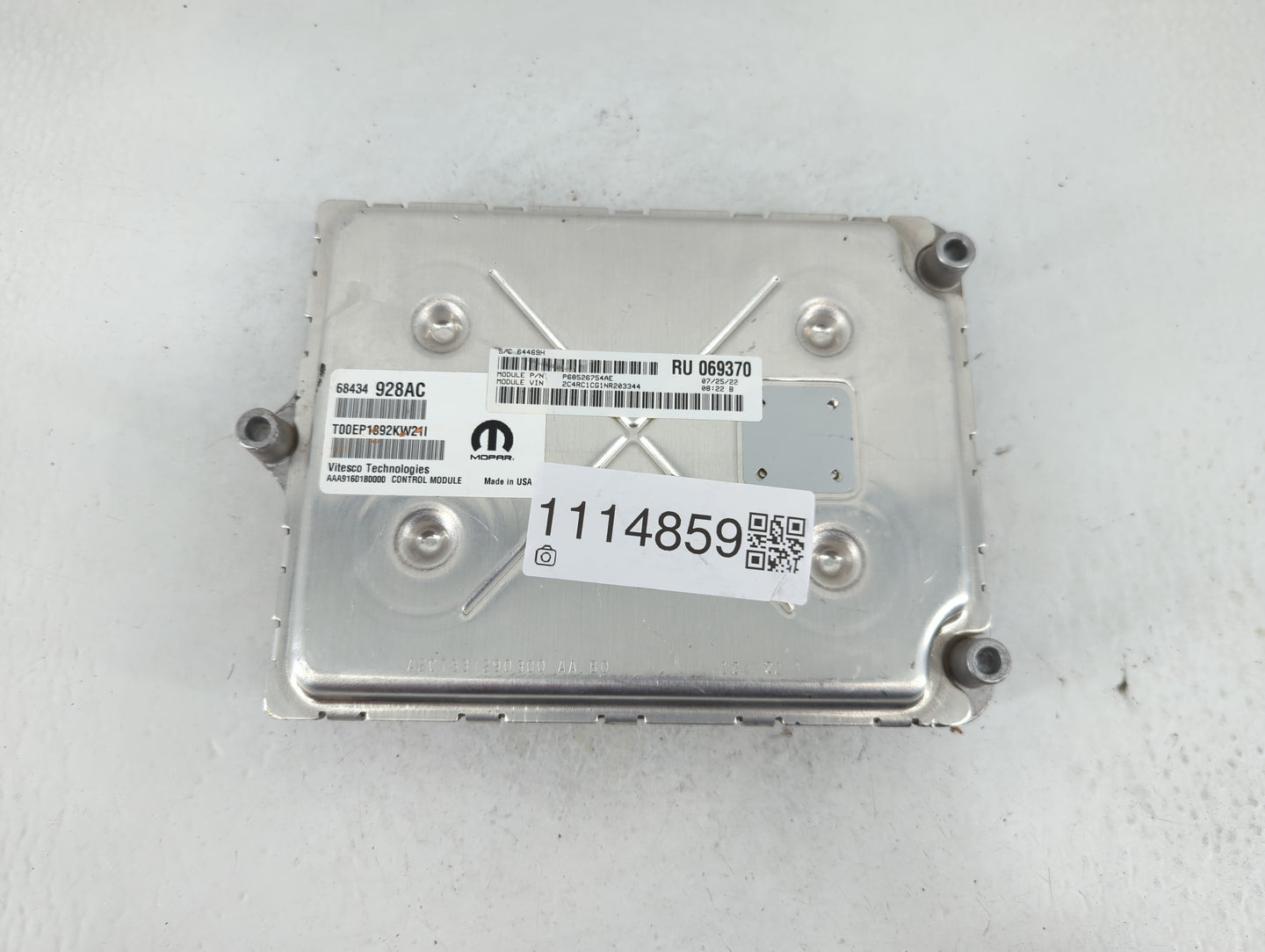 2021-2022 Chrysler Voyager PCM Engine Control Computer ECU ECM PCU OEM P/N:P68526754AE Fits Fits 2020 2021 2022 OEM Used Aut