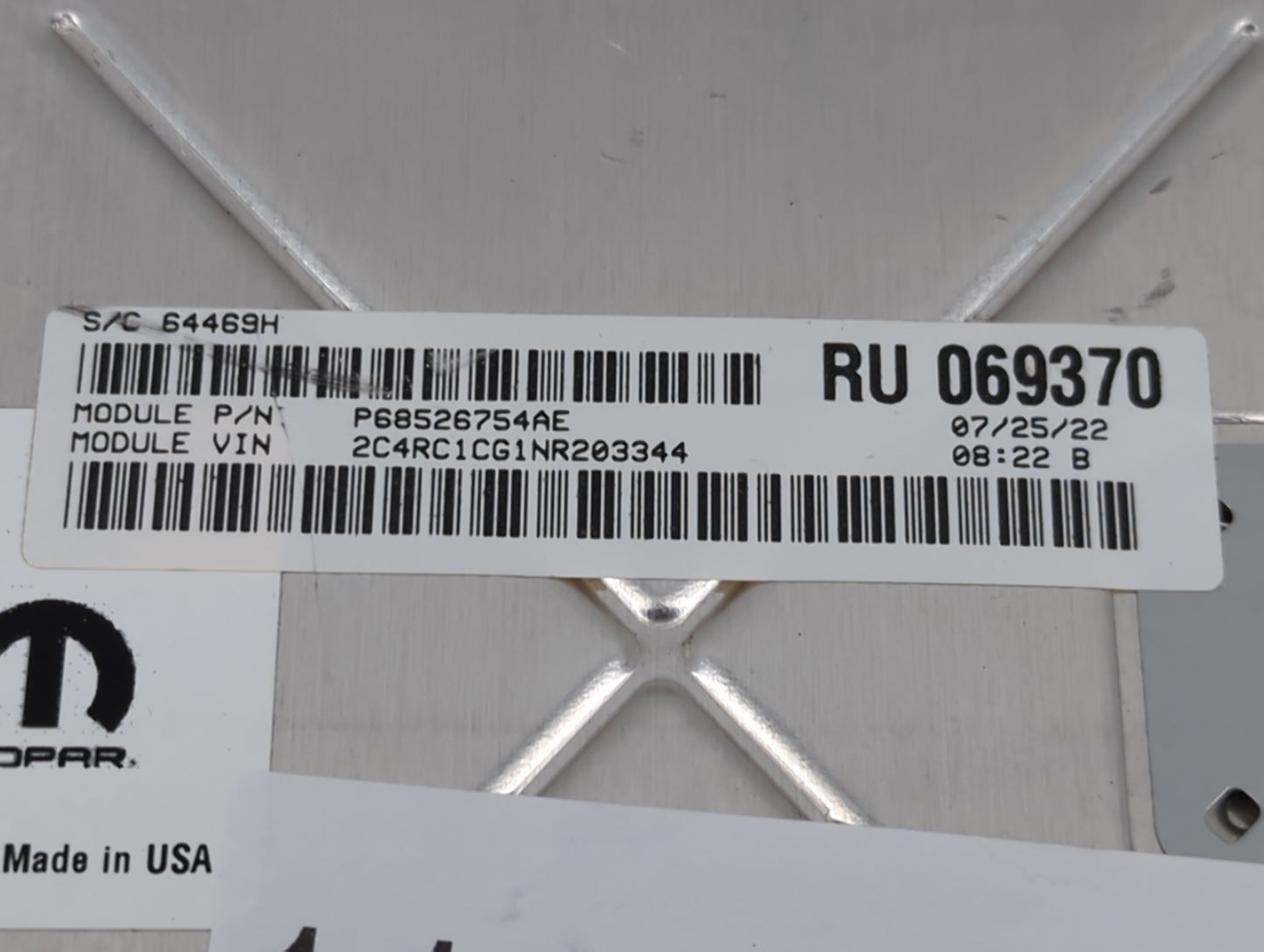 2021-2022 Chrysler Voyager PCM Engine Control Computer ECU ECM PCU OEM P/N:P68526754AE Fits Fits 2020 2021 2022 OEM Used Aut