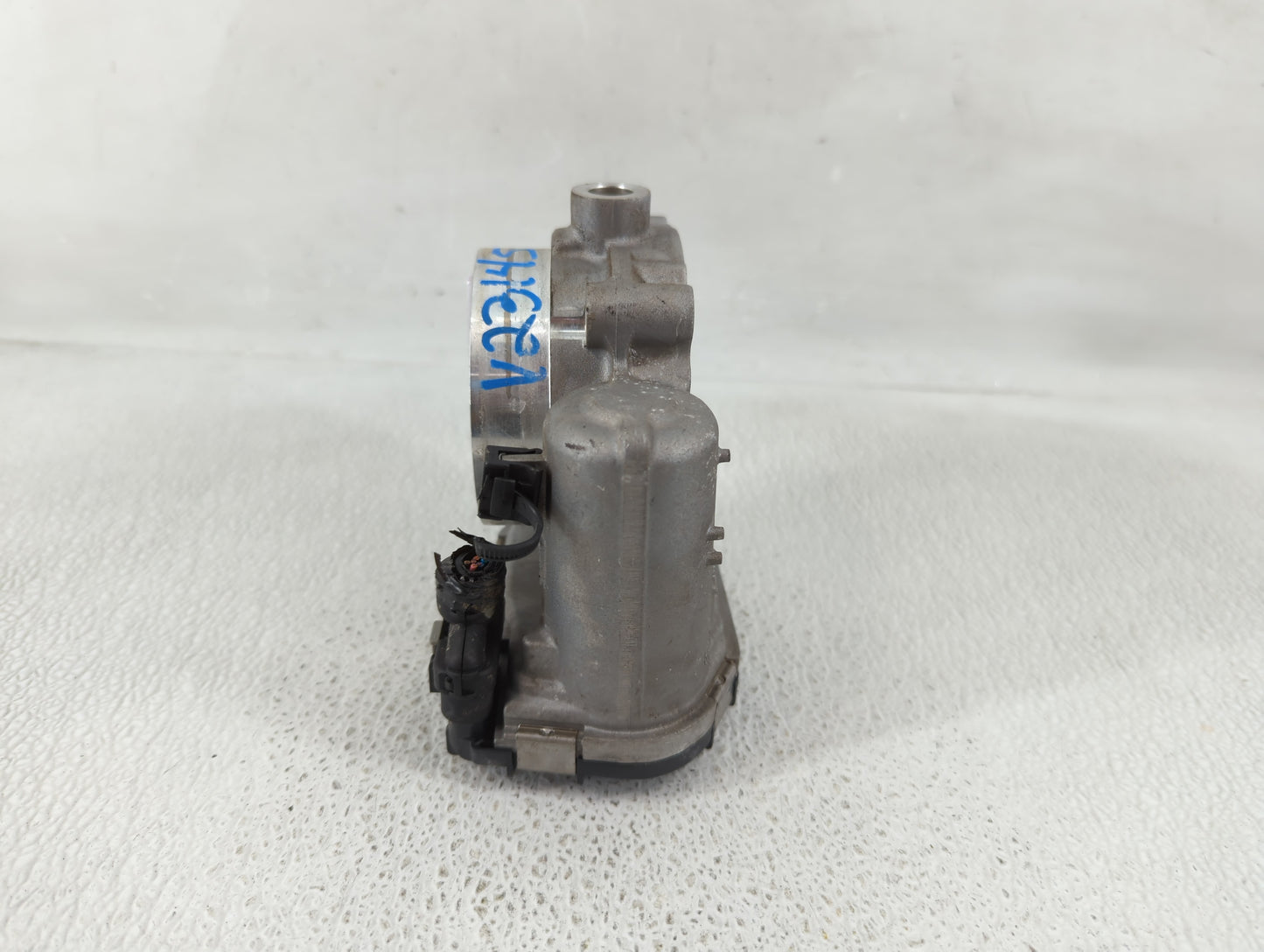 2020-2022 Chrysler Voyager Throttle Body P/N:05184349AF Fits Fits 2011 2012 2013 2014 2015 2016 2017 2018 2019 2020 2021 202