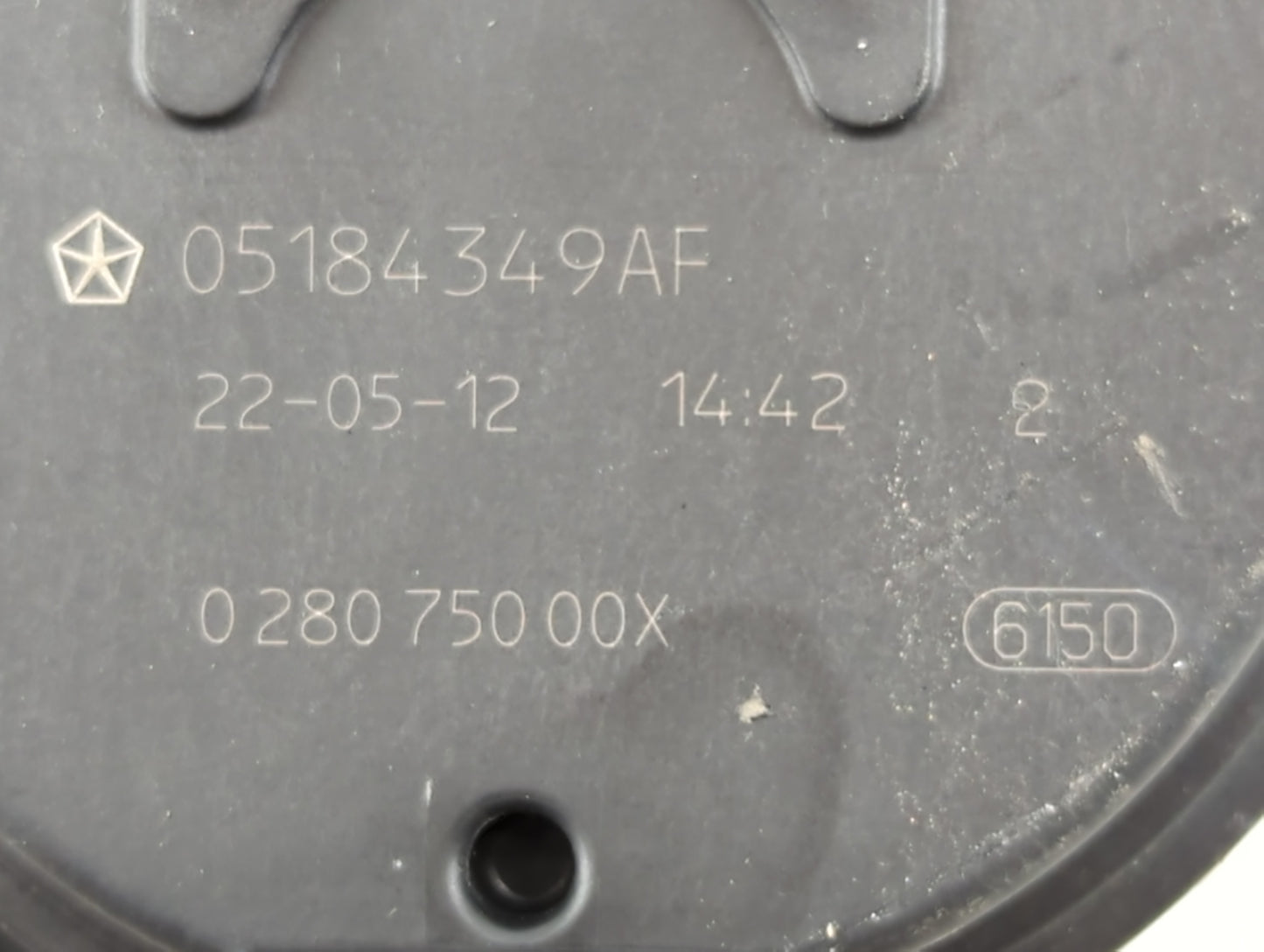 2020-2022 Chrysler Voyager Throttle Body P/N:05184349AF Fits Fits 2011 2012 2013 2014 2015 2016 2017 2018 2019 2020 2021 202