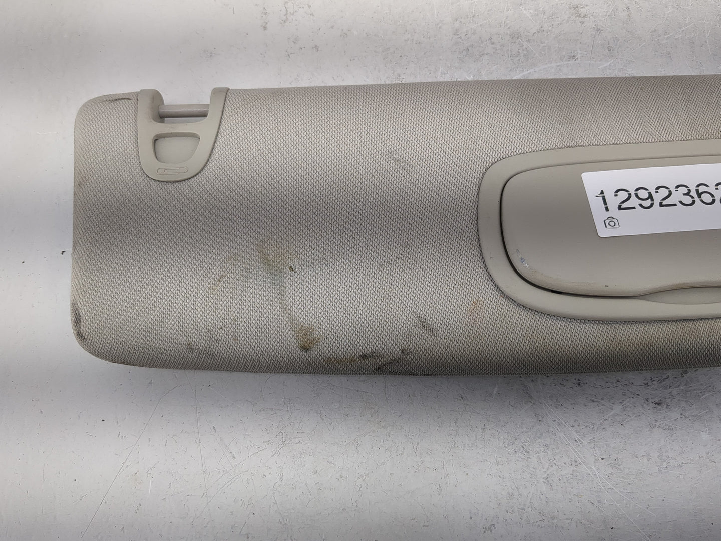 2020-2022 Chrysler Voyager Sun Visor Shade Replacement Passenger Right Mirror Fits Fits 2020 2021 2022 OEM Used Auto Parts -
