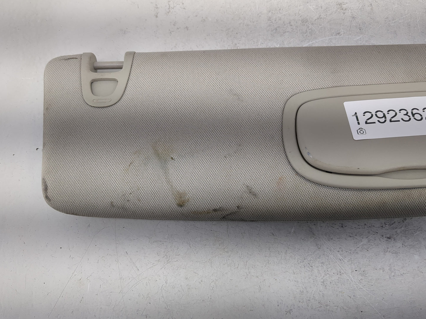 2020-2022 Chrysler Voyager Sun Visor Shade Replacement Passenger Right Mirror Fits Fits 2020 2021 2022 OEM Used Auto Parts -