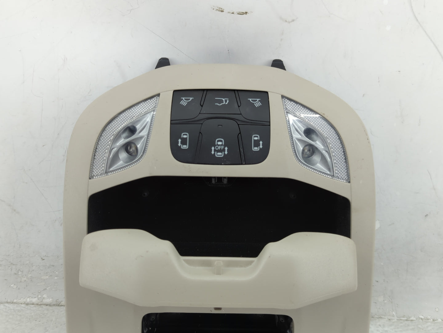 2022-2022 Chrysler Voyager Overhead Roof Console - Oemusedautoparts1.com