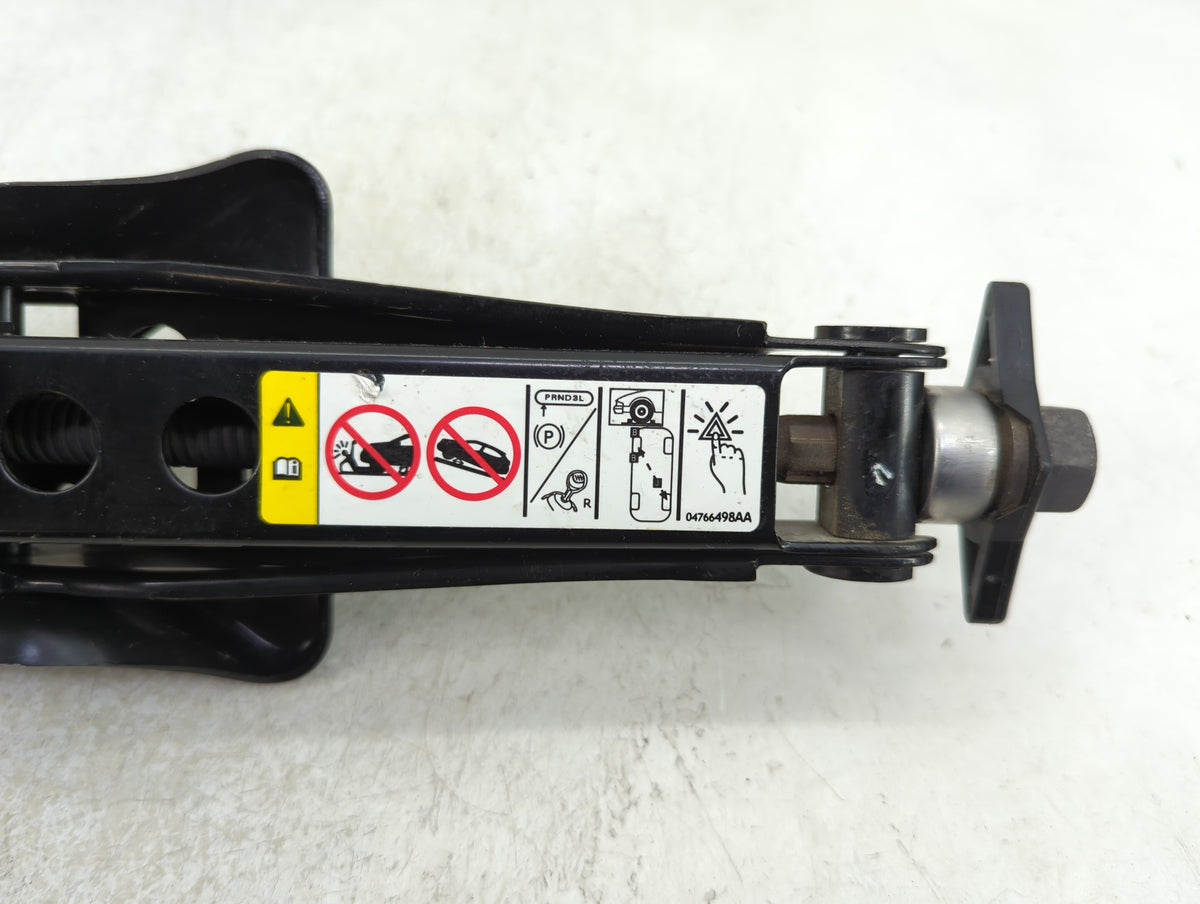 2022 Chrysler Voyager Spare Scissor Car Jack - Oemusedautoparts1.com