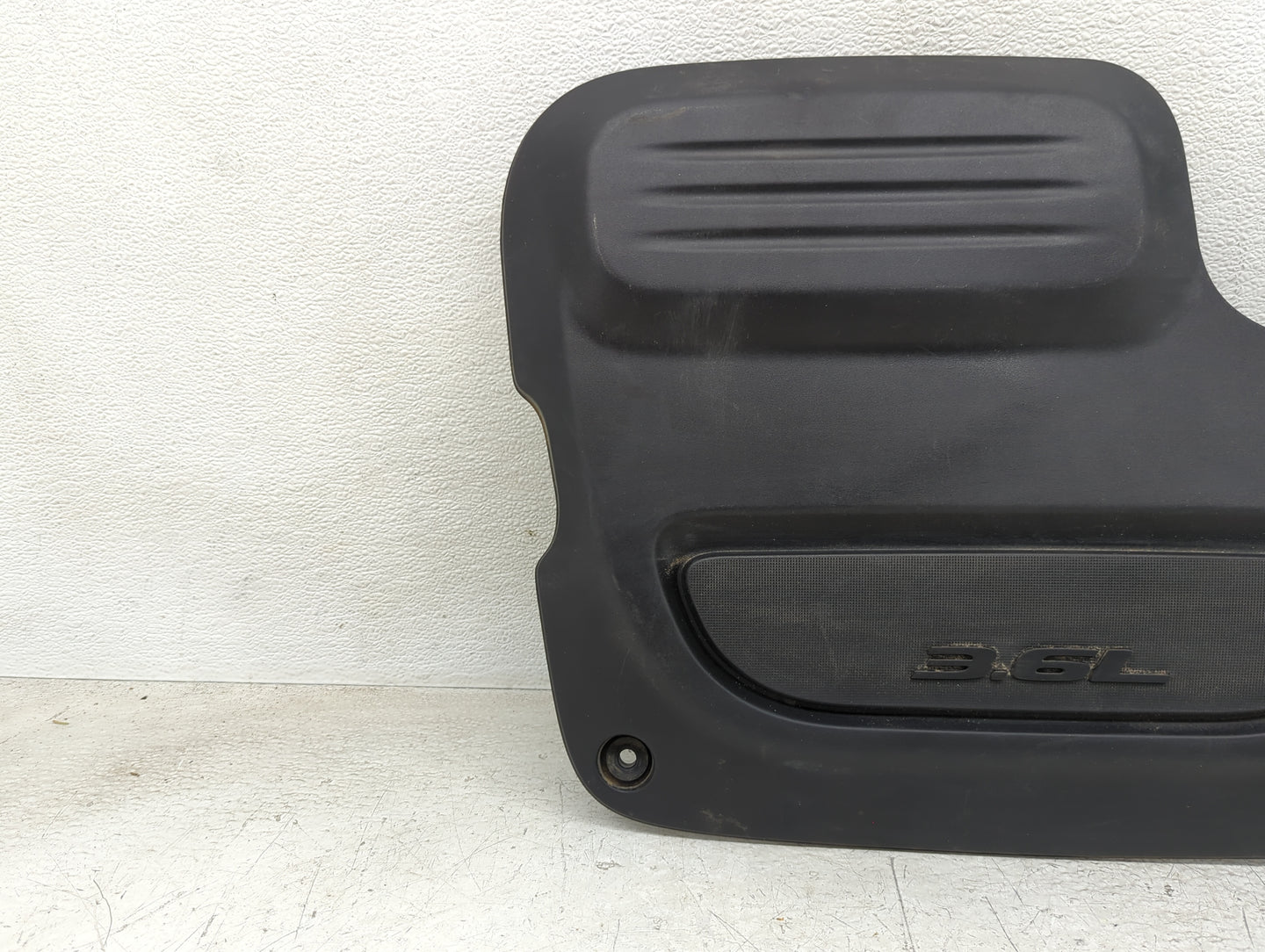2022 Chrysler Voyager Engine Cover - Oemusedautoparts1.com