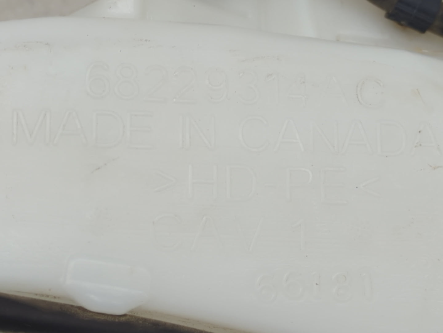 2020-2022 Chrysler Voyager Windshield Washer Fluid Reservoir Bottle Oem - Oemusedautoparts1.com