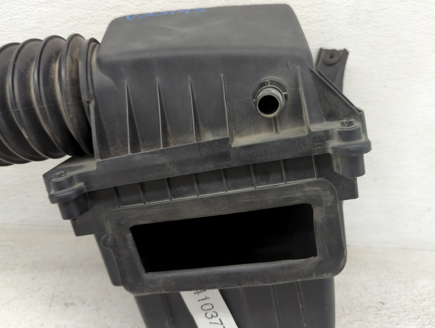 2020-2022 Chrysler Voyager Air Cleaner Intake-duct Hose Tube - Oemusedautoparts1.com