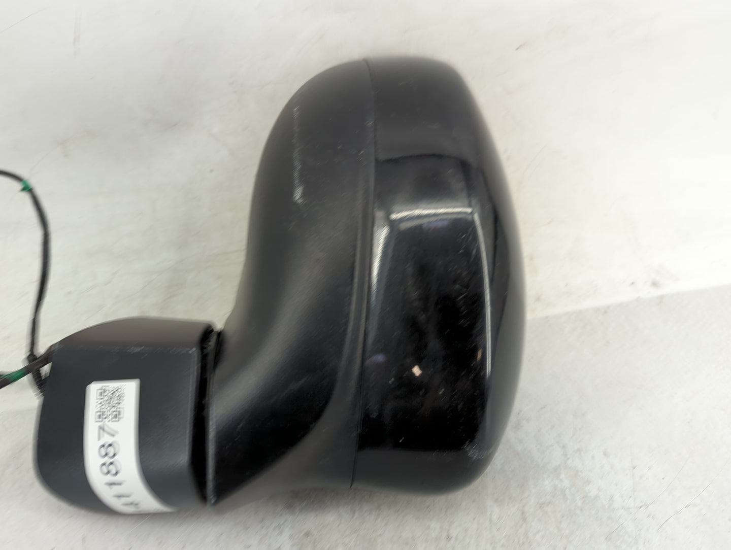 2022 Chrysler Voyager Driver Side View Mirror - Left Door Mirror OEM Used - Oemusedautoparts1.com