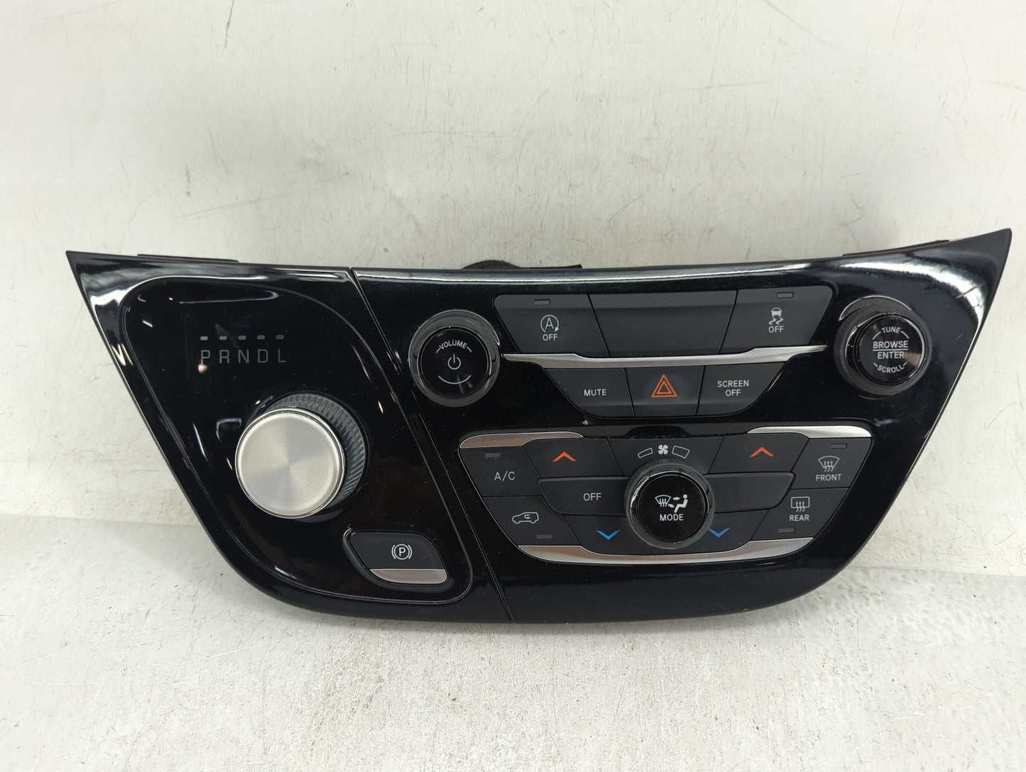 2021-2022 Chrysler Voyager Climate Control Module Temperature AC/Heater Replacement Fits Fits 2021 2022 OEM Used Auto Parts 