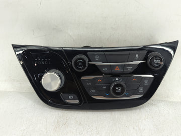 2021-2022 Chrysler Voyager Climate Control Module Temperature AC/Heater Replacement Fits Fits 2021 2022 OEM Used Auto Parts 