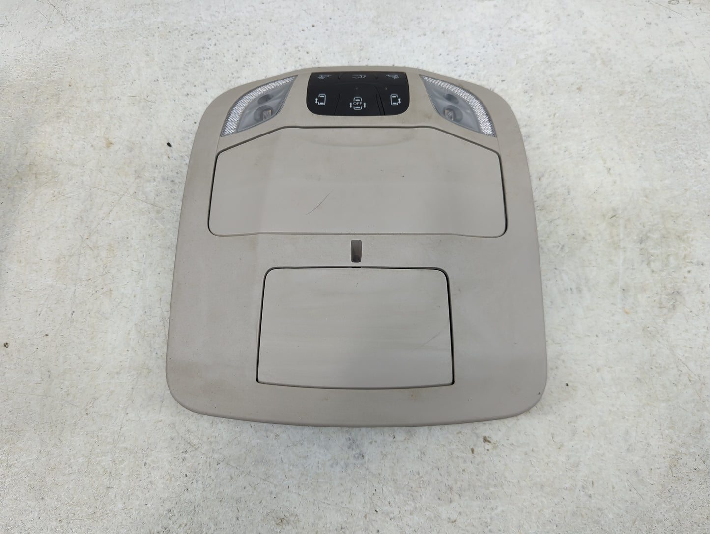 2022 Chrysler Voyager Overhead Roof Console - Oemusedautoparts1.com